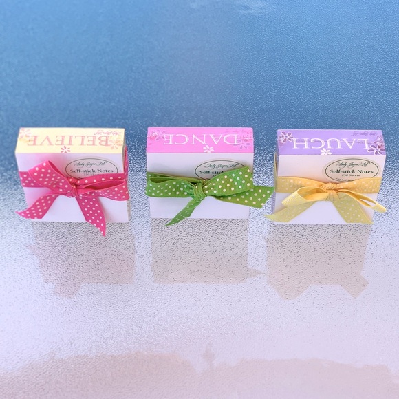 Lady Jayne Inspirational Self-Stick Notes ~ Set of 3 - Picture 3 of 6